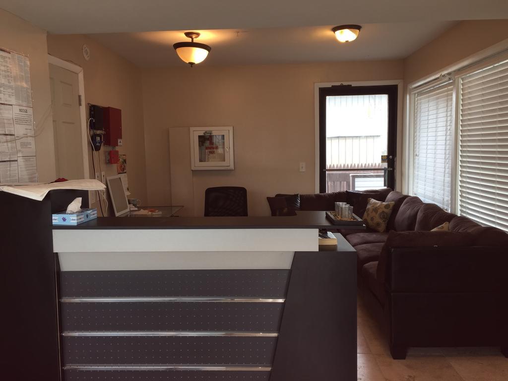 סי-סייד הייטס Hotel Charlee Sea Breeze Beach-Suites מראה חיצוני תמונה