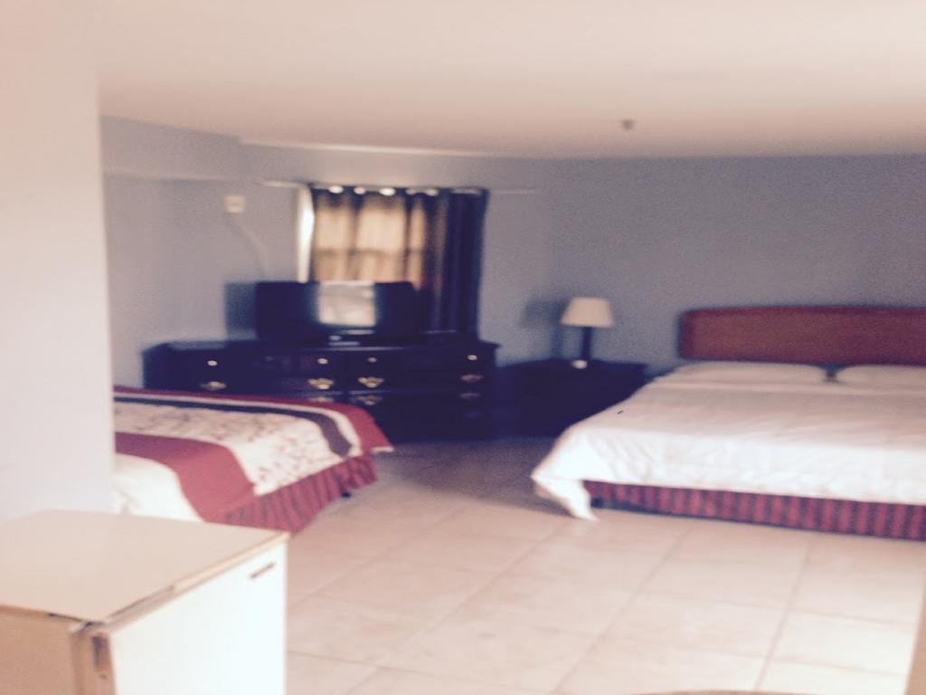 סי-סייד הייטס Hotel Charlee Sea Breeze Beach-Suites מראה חיצוני תמונה
